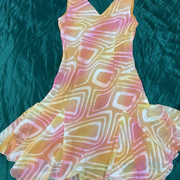 Pink and Gold Flare Dress - Picture 2 of 3